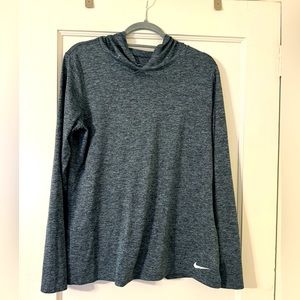 Women’s Nike long sleeve top